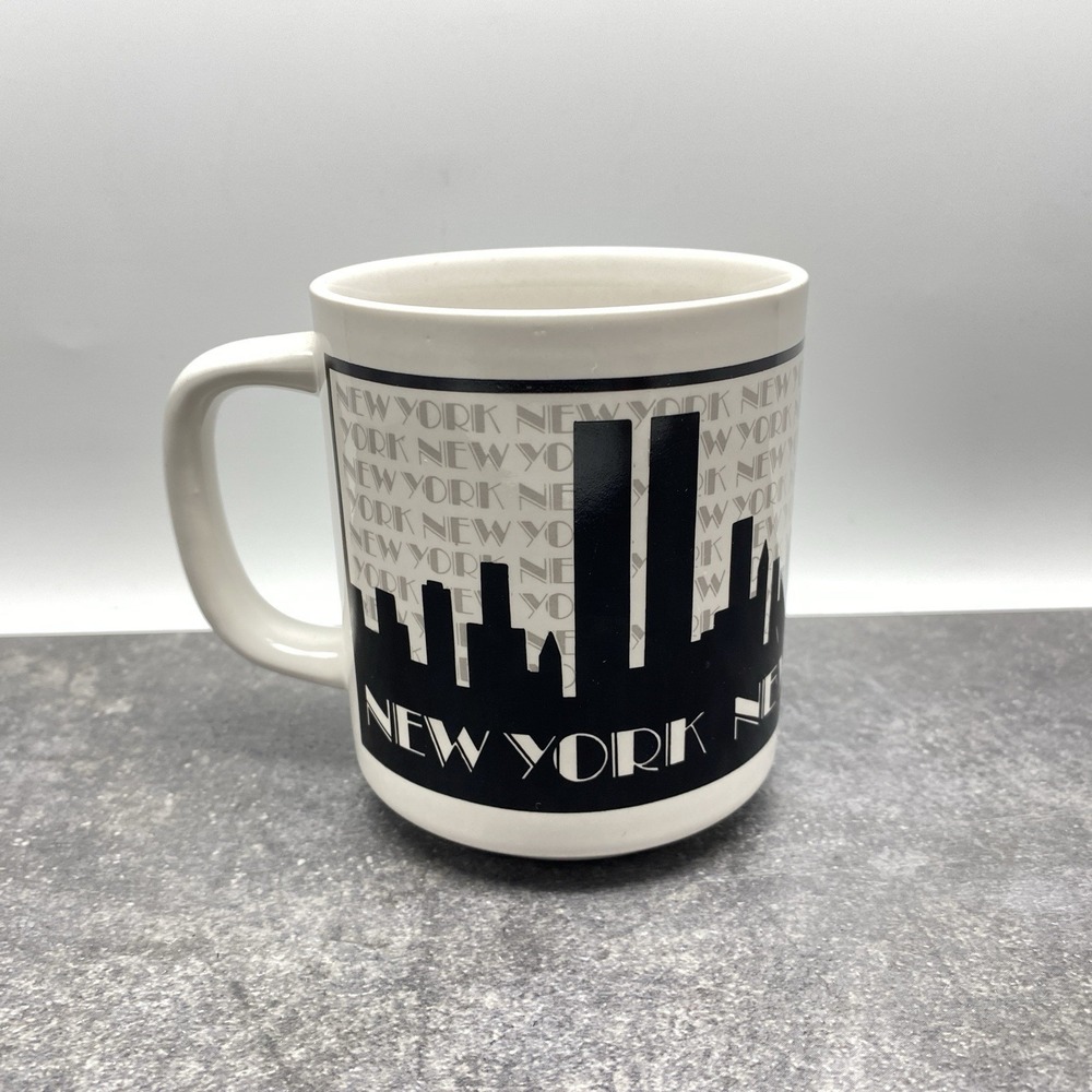 Vintage New York City Skyline 10 oz Coffee Mug Tea Cup Empire State Twin Towers